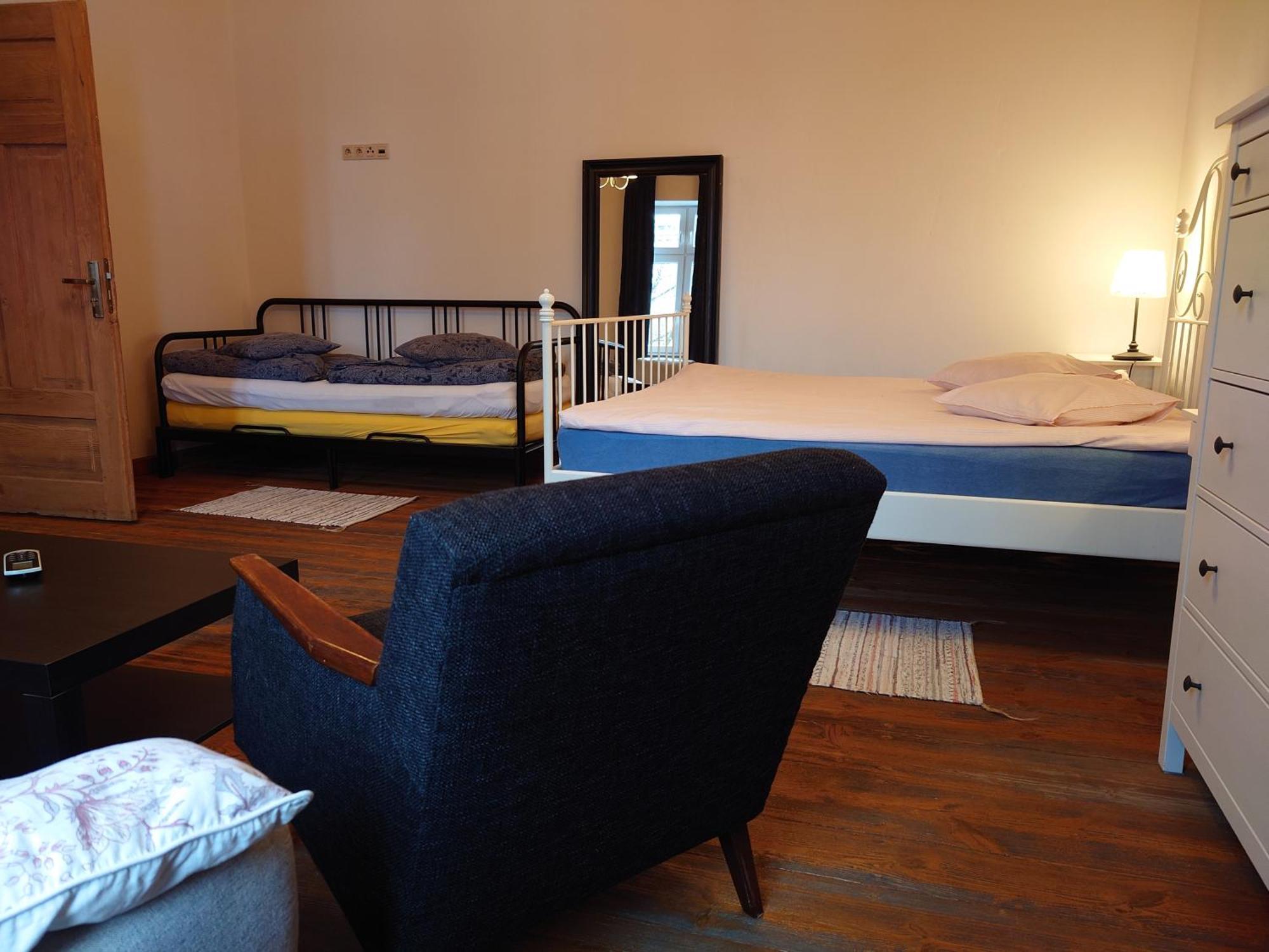 Apartamenty Przy Stonehenge Sosnowiec Szoba fotó